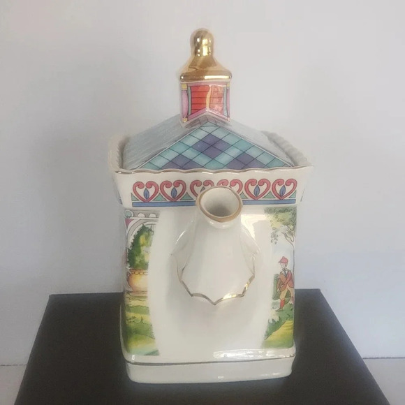 Vintage Sadler England Championships a Round of Golf Porcelain  Teapot. - Picture 4 of 10